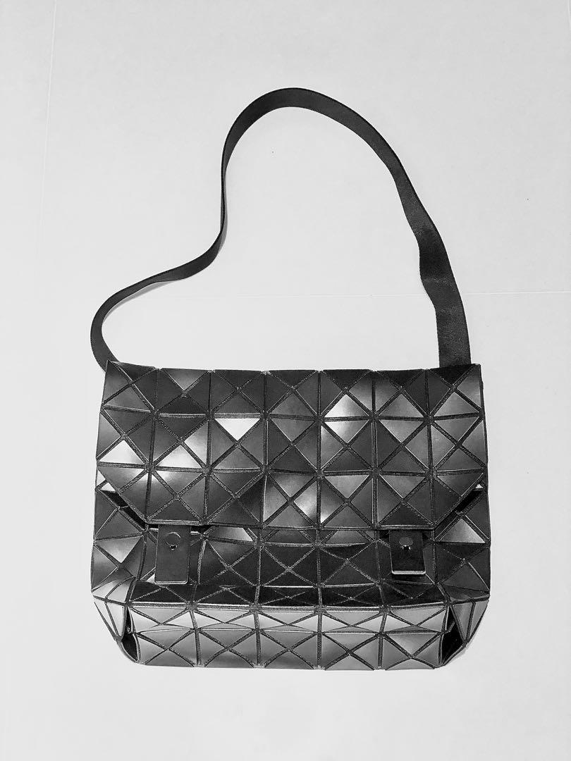 bai bao bag Hi Tech Services