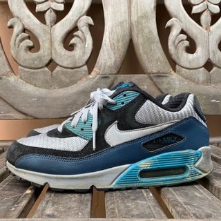(Category: ) located in . Submitted by cadso.clothes (Listing ID 1070349457, Image 1). Description: .