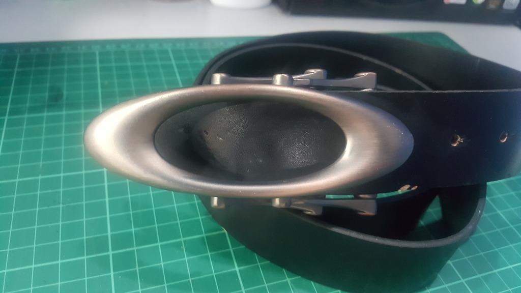 Oakley belt buckle clearance