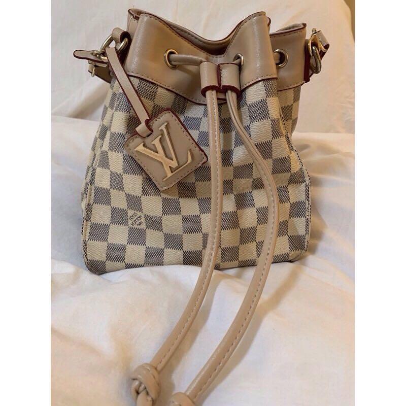 tas louis vuitton pria, Fesyen Wanita, Tas & Dompet di Carousell