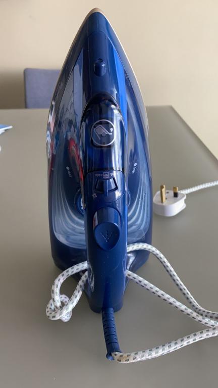 Tefal maestro outlet fv1848 steam iron