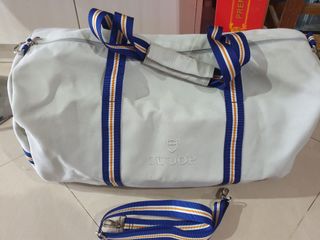 (Kategori: ) berada di . Dikirim oleh deeweng (ID iklan 1070392226, Gambar 1). Deskripsi: .