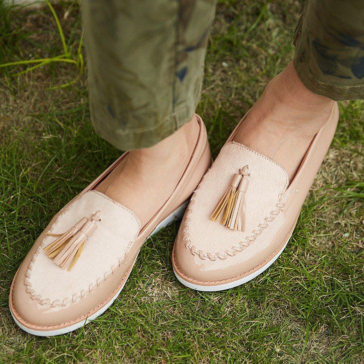 The petrina clearance slide sandal