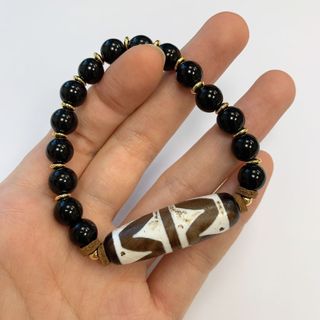 （分類：）位於 。 由 l.crysh_ 提交（商品編號 1067078841，圖片 1）。簡介： 。