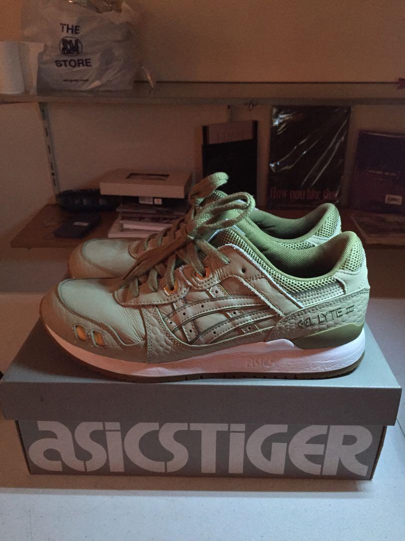 Asics gel lyte iii khaki top