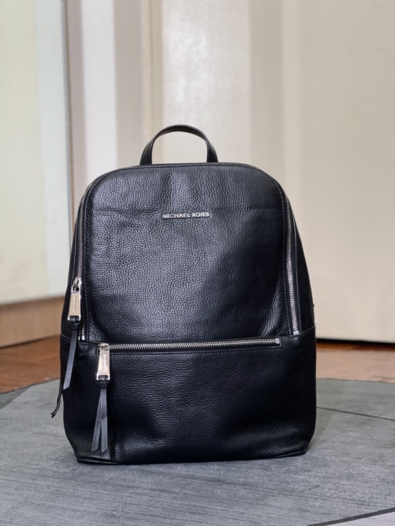 Toby medium pebbled leather backpack online