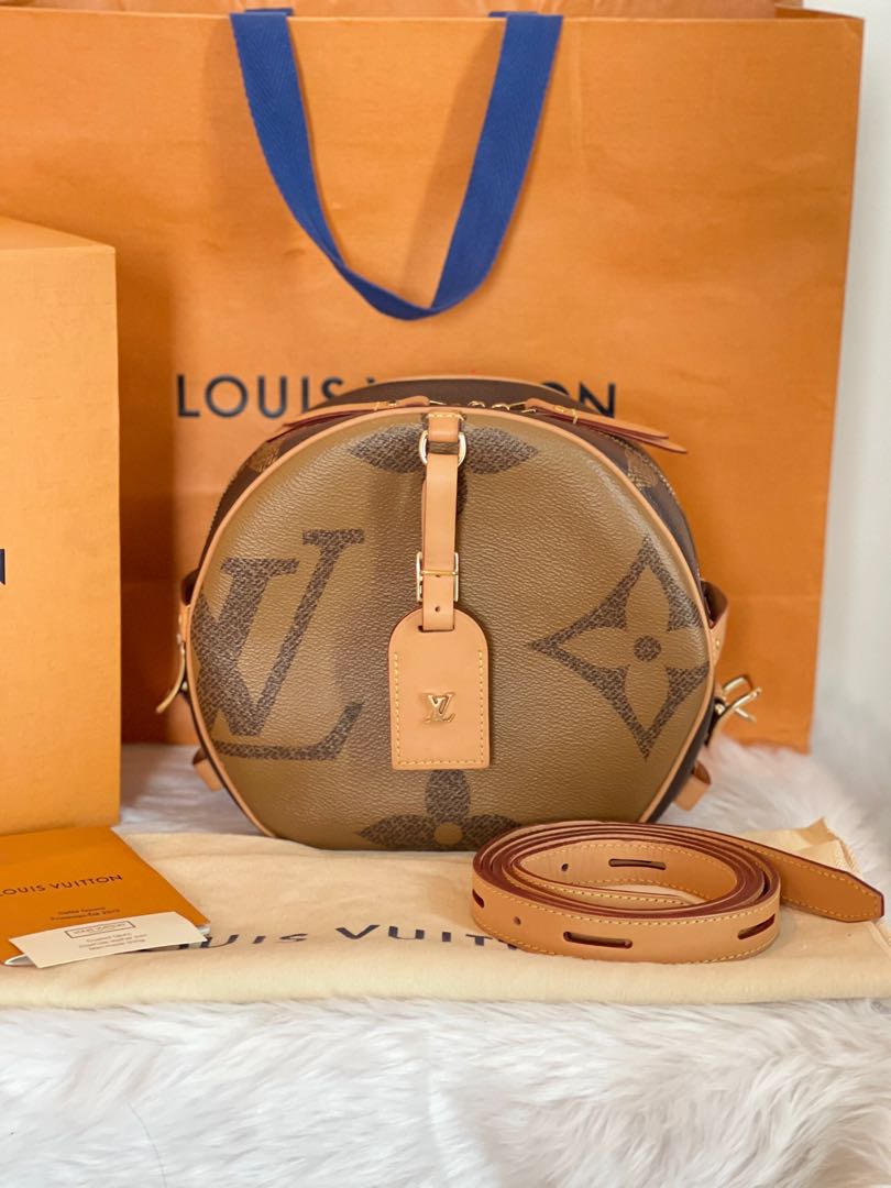 Louis Vuitton Reverse Monogram Giant Boite Chapeau Souple
