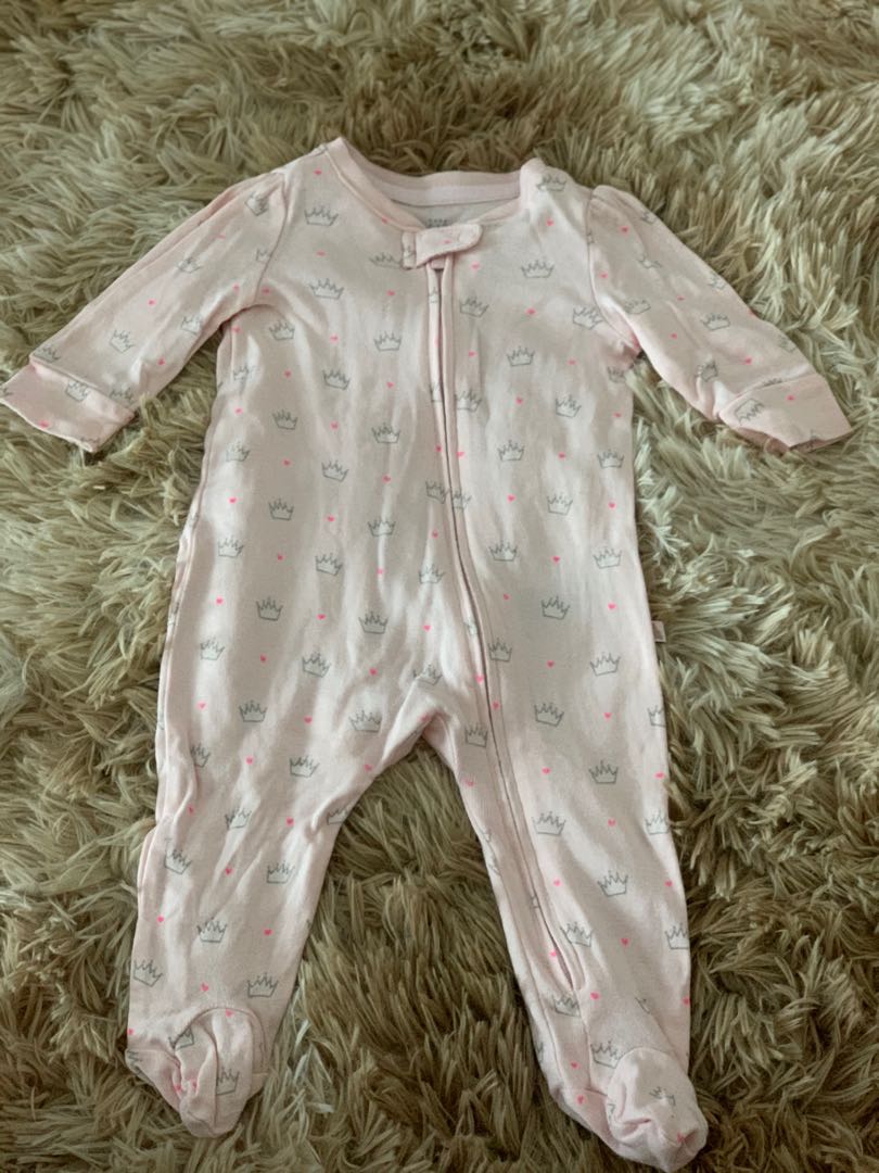 Gap sleepsuits deals