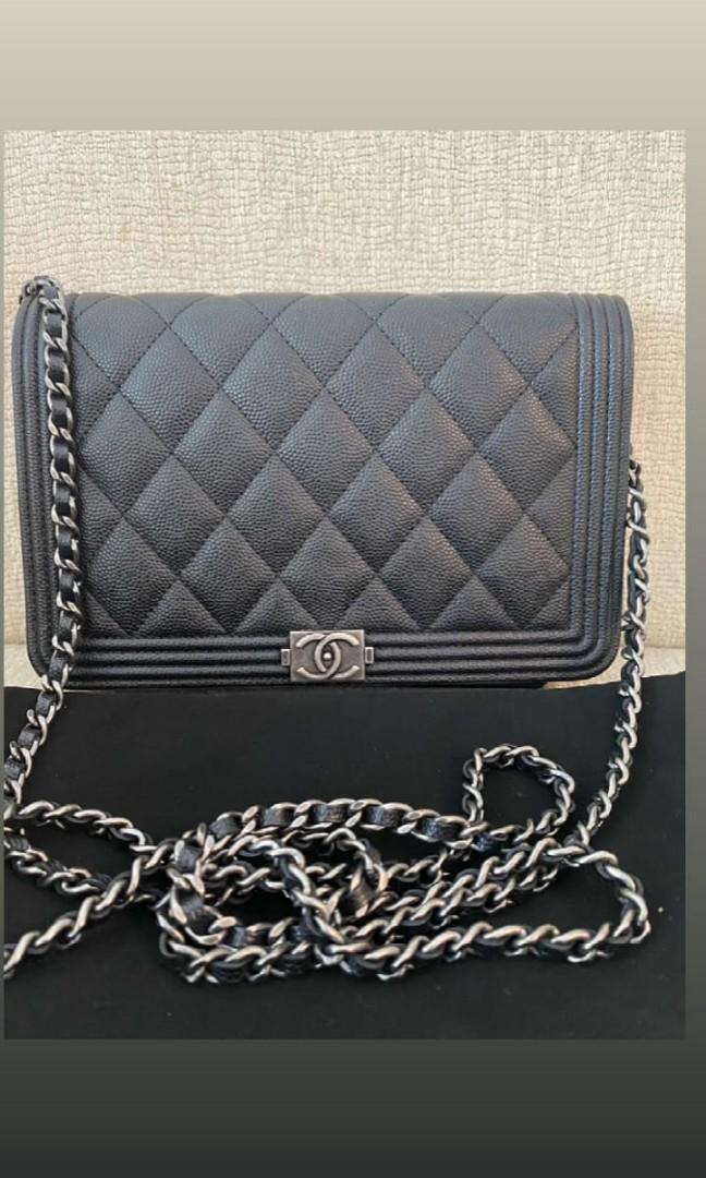 Chanel le boy woc hotsell caviar