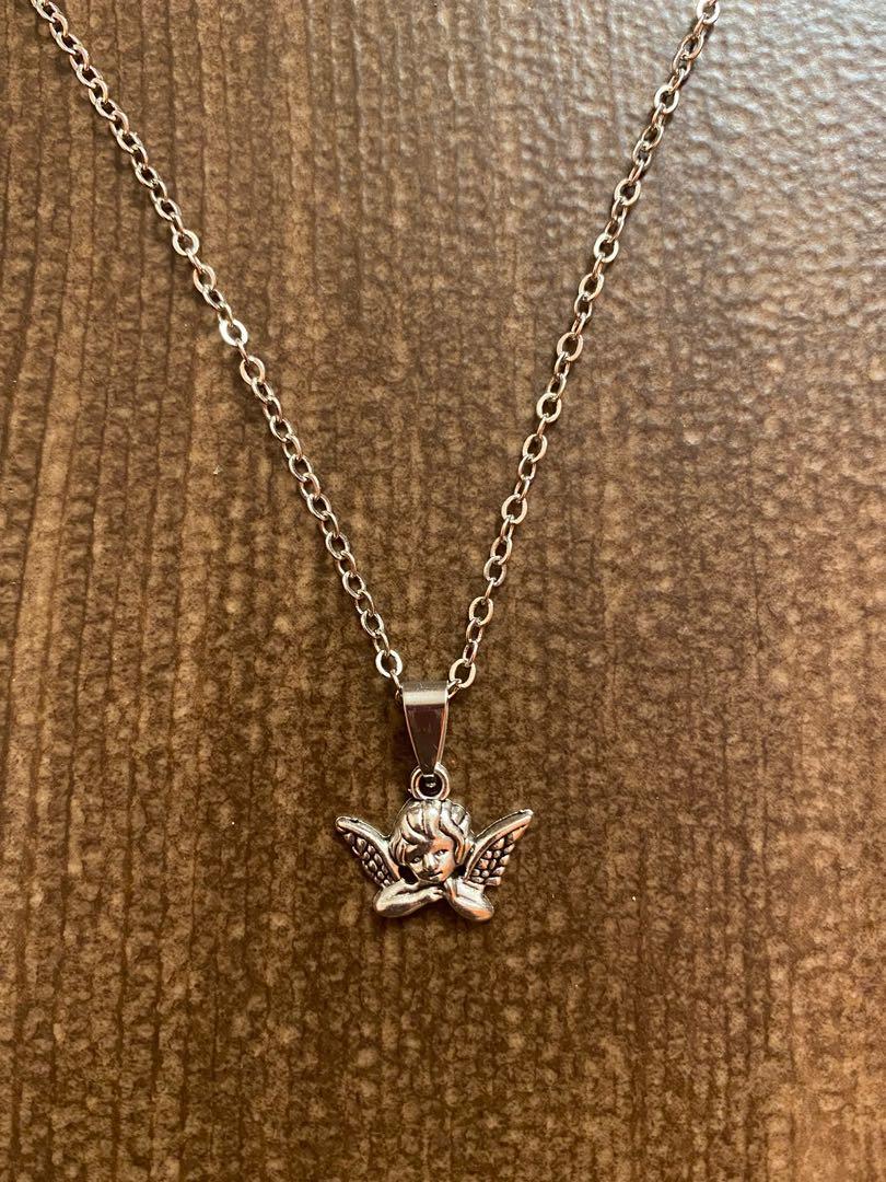 Cherub best sale angel pendant