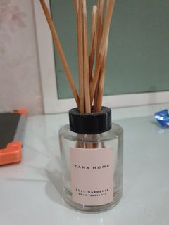 (Kategori: ) berada di . Dikirim oleh vanalevana (ID iklan 1067007159, Gambar 1). Deskripsi: .