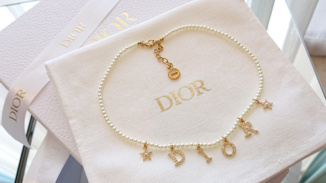 Dior revolution top necklace