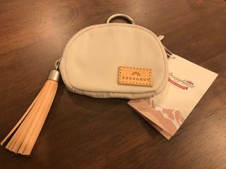 （分類：）位於 。 由 fchuk 提交（商品編號 1067050795，圖片 1）。簡介： 。