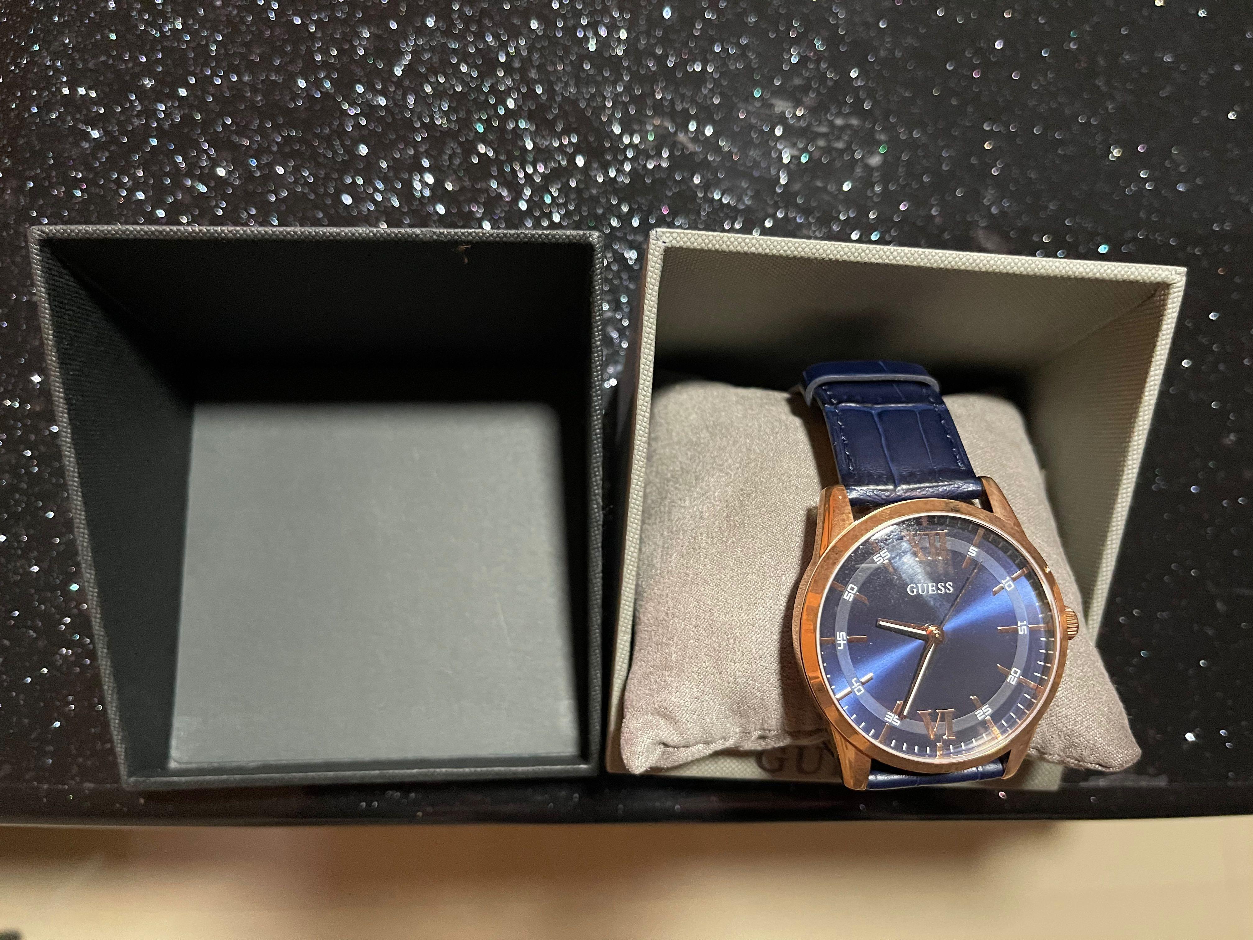 Guess Men s Watch