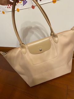 （分類：）位於 。 由 immermo 提交（商品編號 1066987184，圖片 1）。簡介： 。