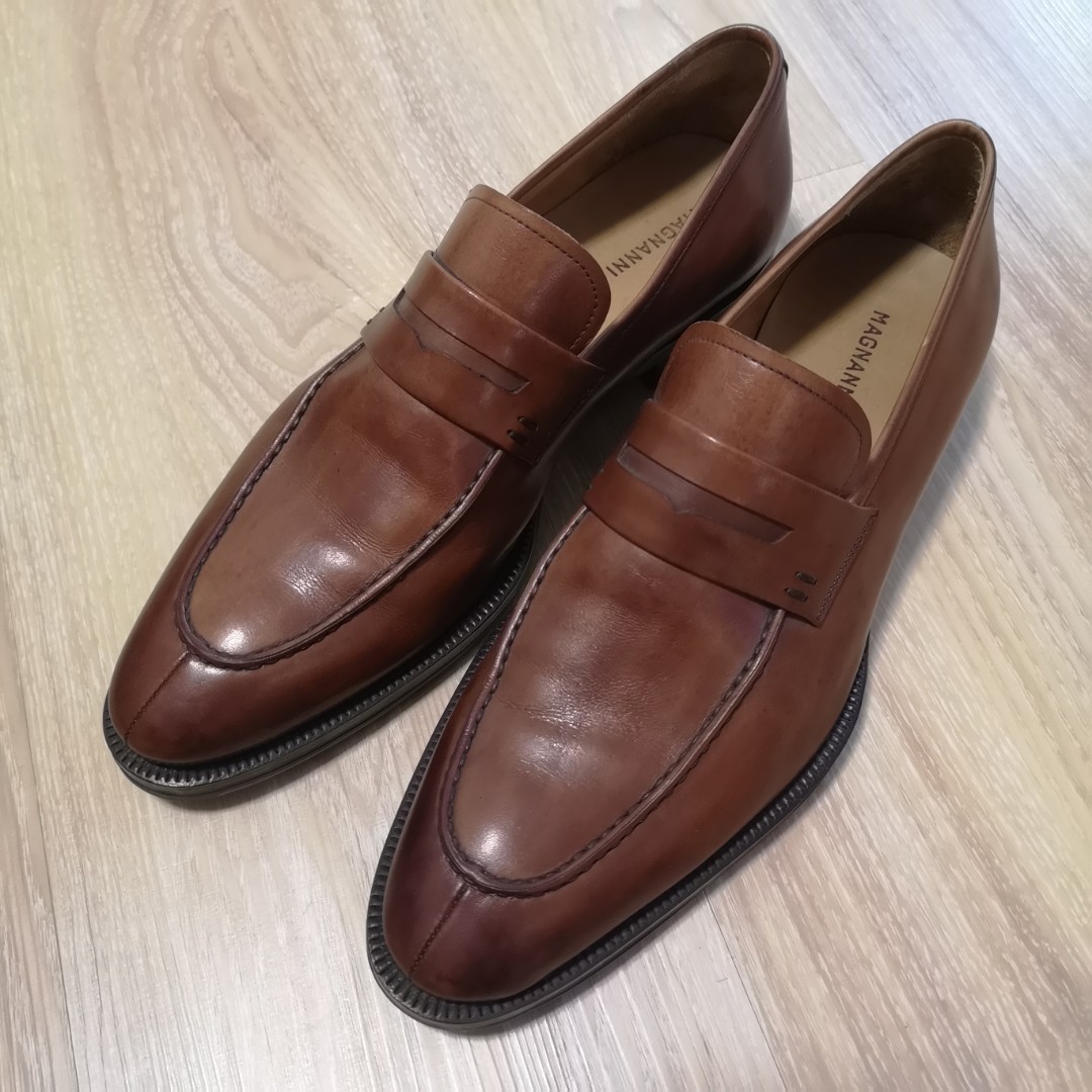 magnanni loafers