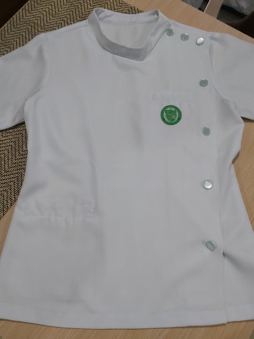 Medicine Uniform (Category: Traditional & Ethnic wear) located in Valenzuela. Submitted by janmartinv (Listing ID 1066915129, Image 1). Description: Pre-loved OLFU (Medicine) CLERKSHIP UNIFORM BLOUSE Shoulder length: 14 inches Lenght: 22 inches Bust: 36 inches (adjustable) SKIRT Waist: 29-31 inches Lenght: 23 inches Hips: 36 inches 9 PAIRS Available Pwede paseksihin kc may botones na adjustable sya PRICE: 400/pair.