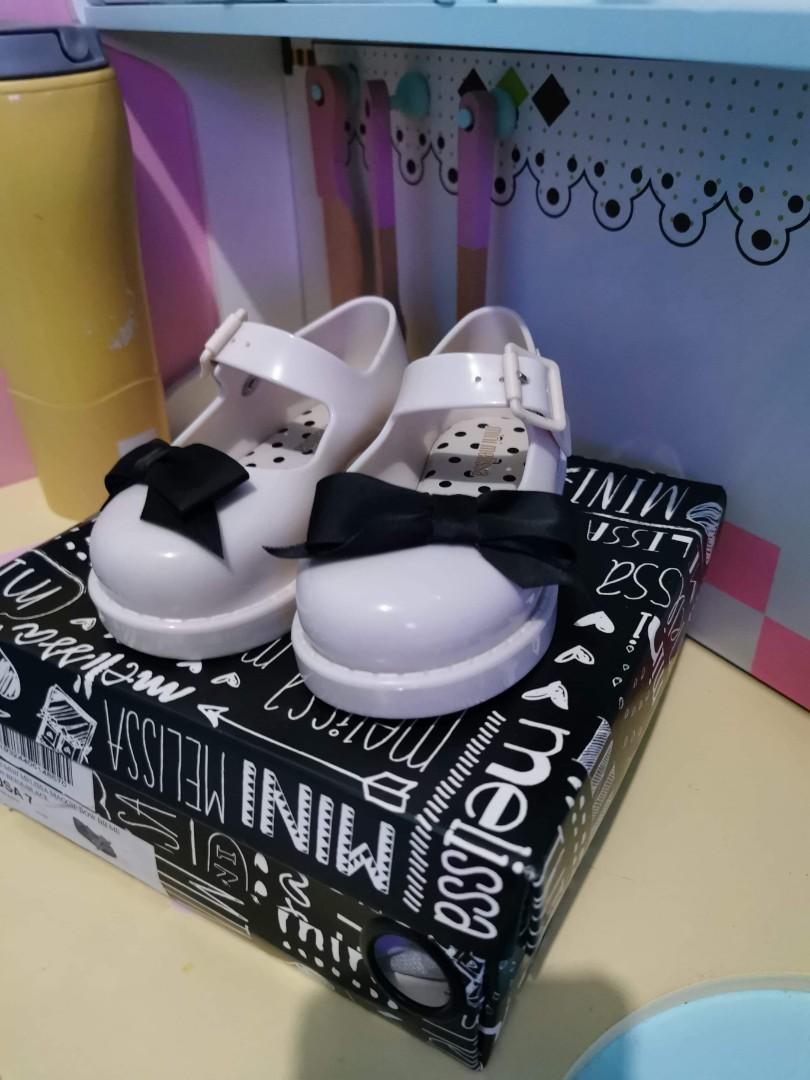 Mini melissa best sale maggie bow