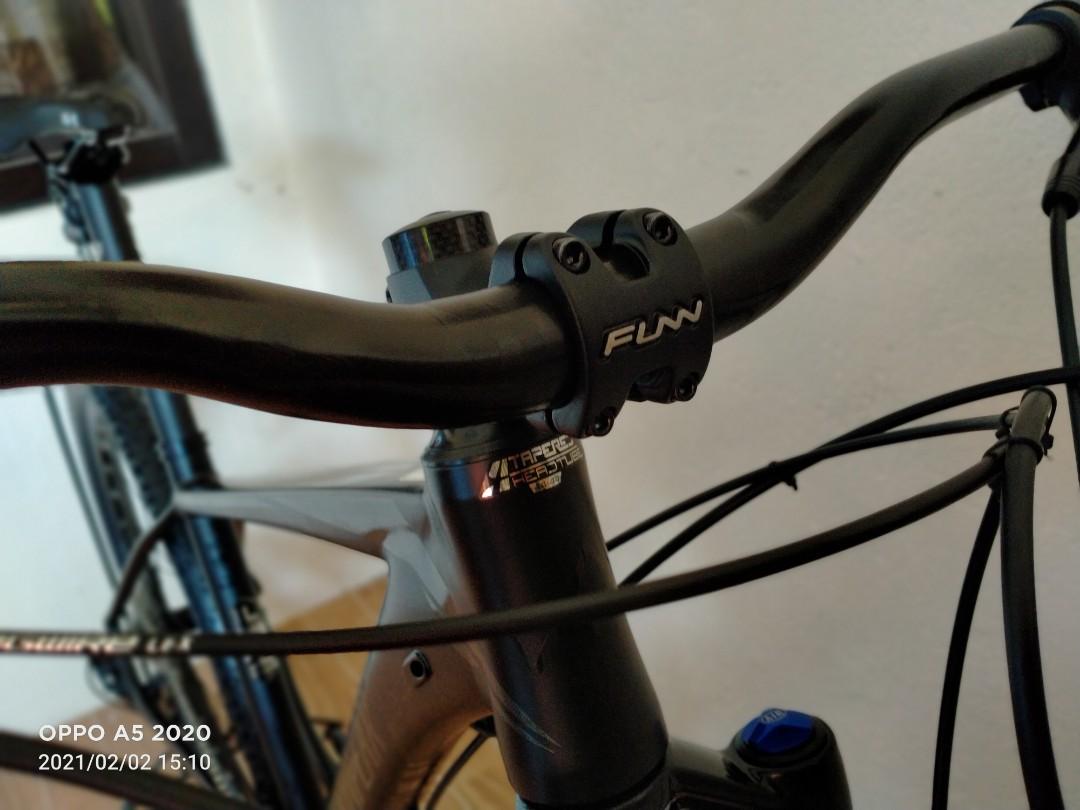 mountain peak monster frame weight