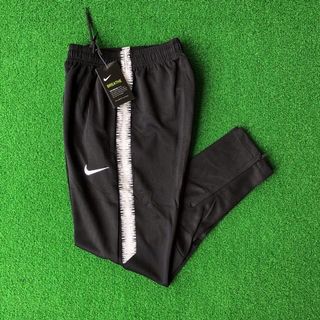 Nike Gym Travel Bag, Men's Fashion 