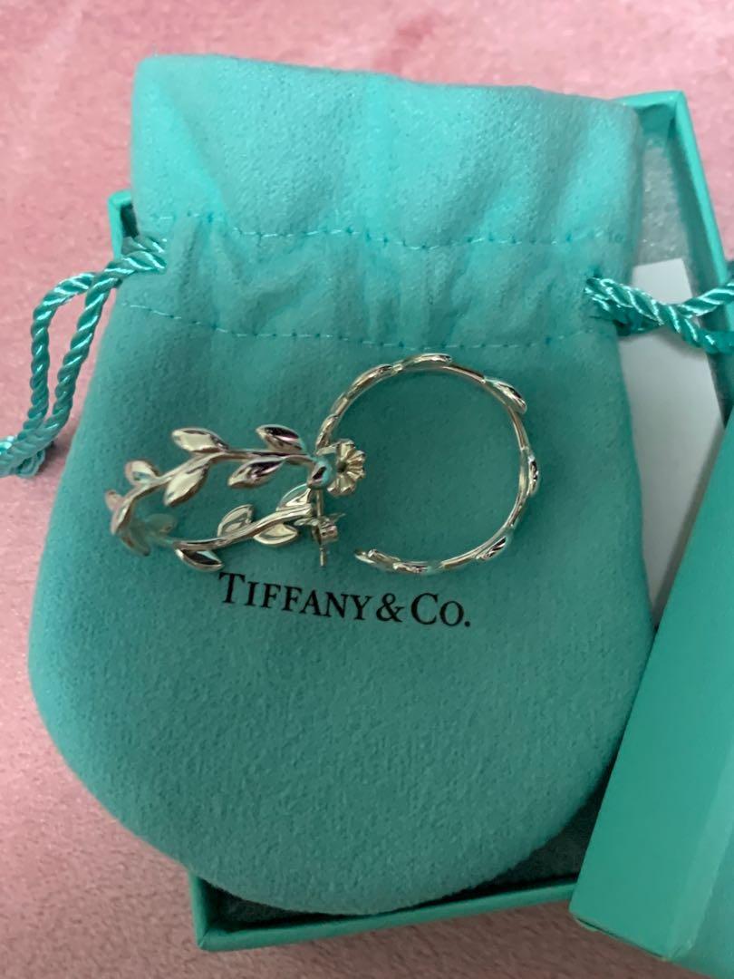 Tiffany olive leaf best sale hoop earrings