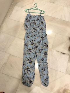 (Category: ) located in . Submitted by summs_closet (Listing ID 1067033554, Image 1). Description: .