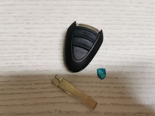 （分類：）位於 。 由 trexxed 提交（商品編號 1067085385，圖片 1）。簡介： 。