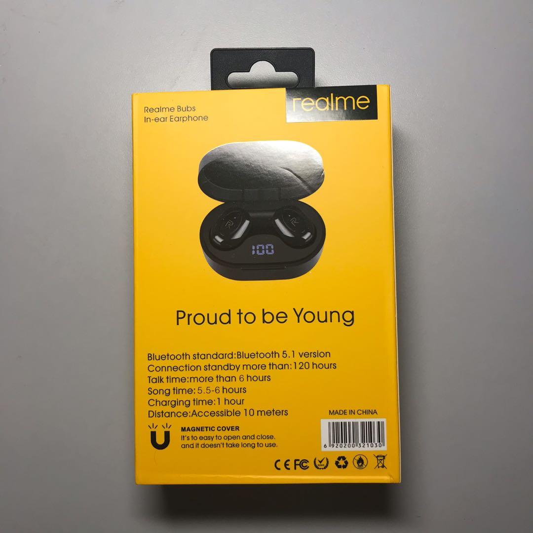 Realme A3 TWS Airdots Earbuds Airpods High Bass and HD Sound stylish LED Display Earbuds