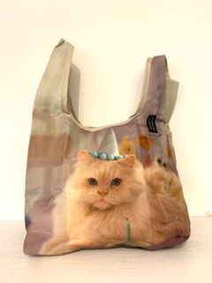 （分類：）位於 。 由 kkkat 提交（商品編號 1067083122，圖片 1）。簡介： 。