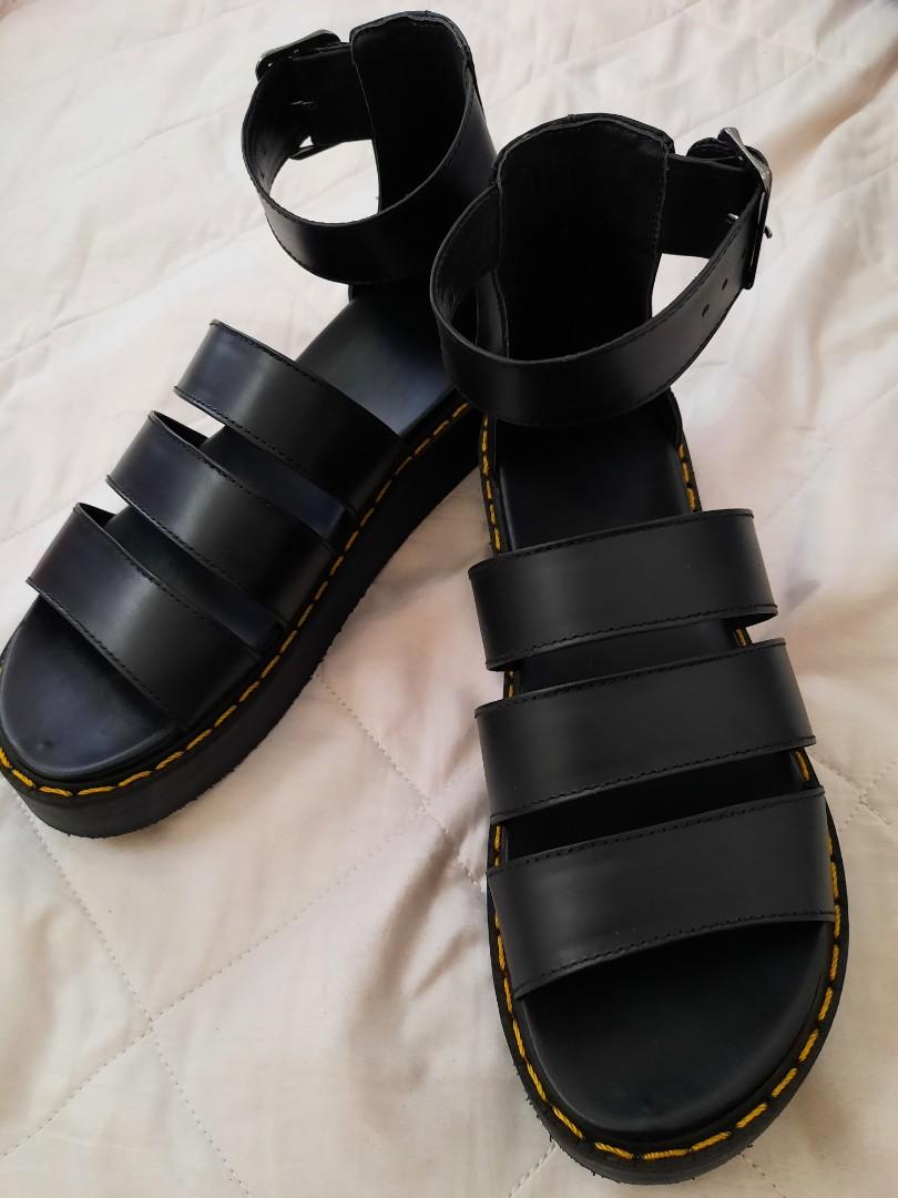 Sandal sales docmart wanita