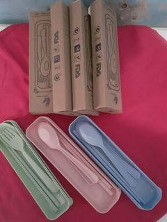 Set sendok,garpu,sumpit 3in1