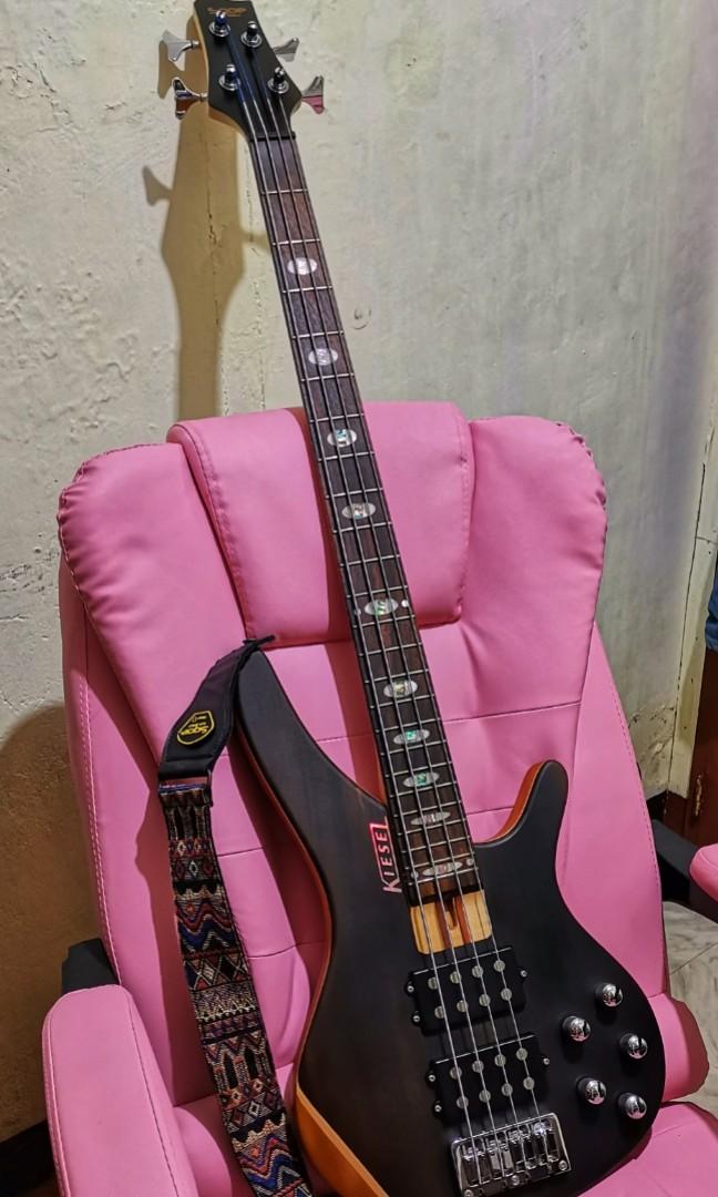 SQOE BS100 4STRING BASS (Category: Musical Instruments) located in Taguig. Submitted by jmwilloffire1 (Listing ID 1066037904, Image 1). Description: SQOE BS100 4STRINGS BASS -NEVER USED IN GIG -NO MAJ DENTS/SCRATCHES -TUNED UP/LOW ACTION -STRINGS UPGRADED TO SADOWSKI COD/MEETP UP ONLY BASS ONLY NOTHIN MORE INCLUDED..