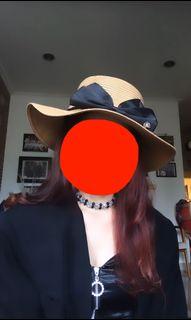 STRAW HAT