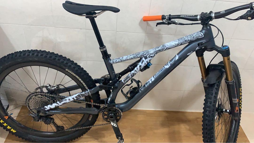 Specialized top evo 27.5