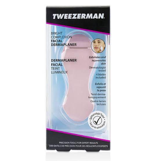(FEW LEFT!) Tweezerman Bright Complexion Facial Dermaplanner (Category: Face Care) located in Cagayan de Oro. Submitted by goodiemarketph (Listing ID 1066936684, Image 1). Description: The dermaplanner is an at-home facial thay exfoliates dead, dull skin cells for a brighter, clearer complexion. ☑️ Exfoliates and rejuvenates skin ☑️ Specially designed to maintain the blade at the perfect angle for safe and effective application every time ☑️ Peti