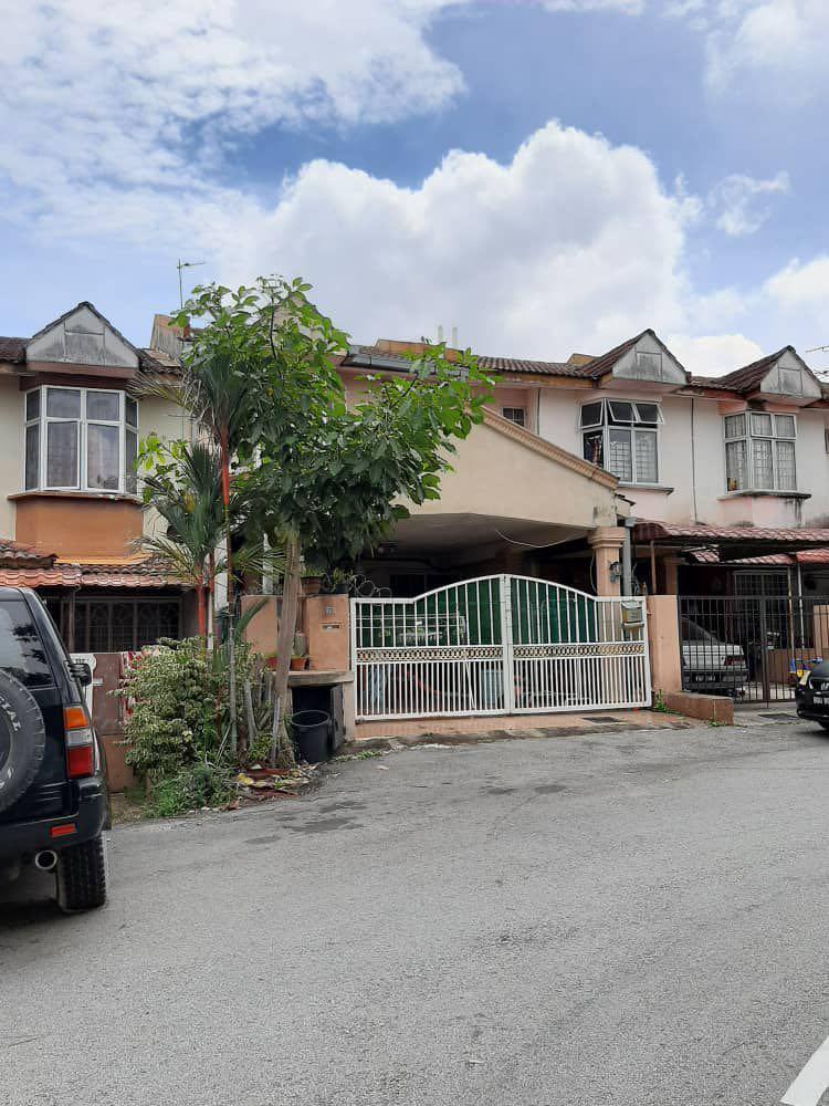 Unit Untuk Dijual Double Storey Terrace House Taman Dahlia Bandar Baru Salak Tinggi Sepang Selangor Property For Sale On Carousell
