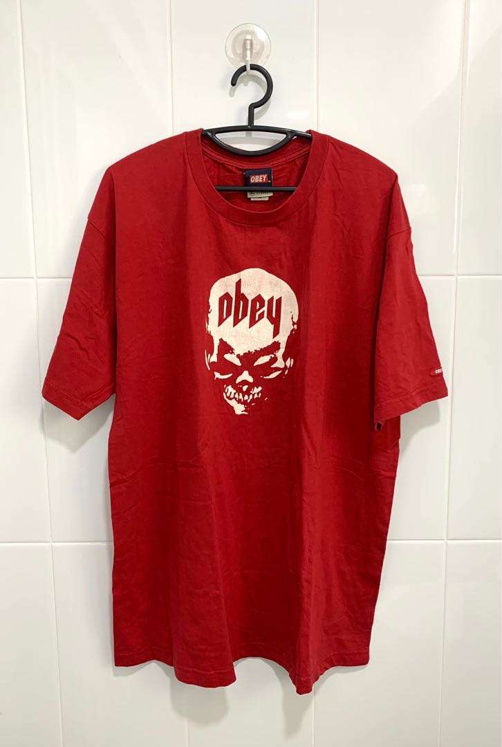 Vintage Obey T-Shirt, Men's Fashion 