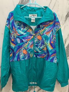 (Category: ) located in . Submitted by affordable.items (Listing ID 1067000972, Image 1). Description: .