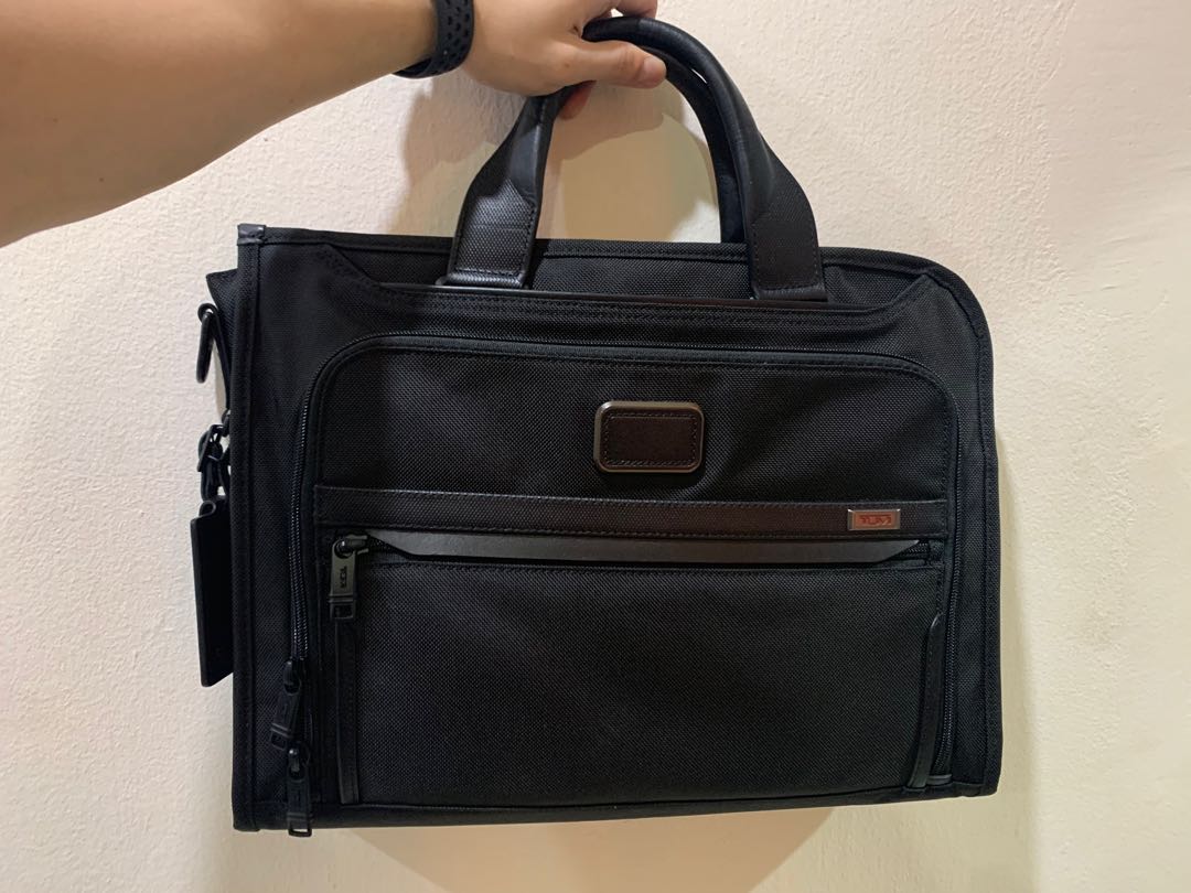 tumi briefcase