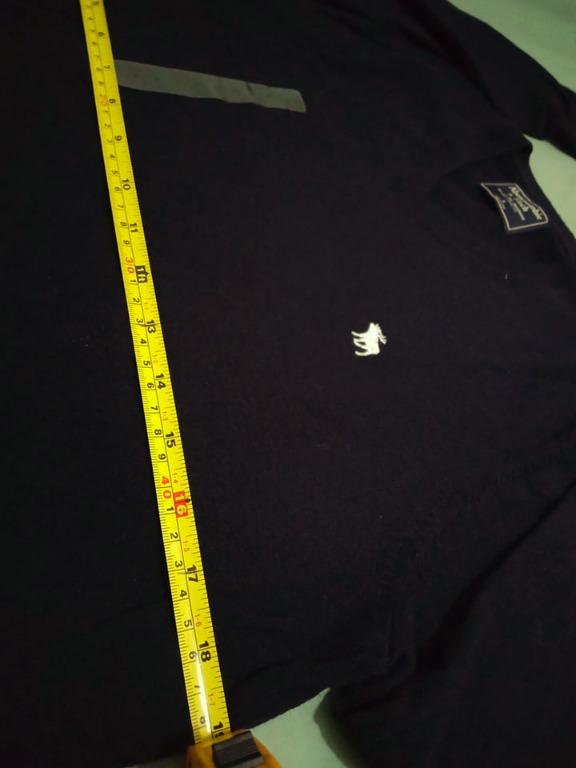 Abercrombie Sweatshirt for MEN (Category: Tshirts & Polo Shirts ) located in Manila. Submitted by vadeth (Listing ID 1070502035, Image 3). Description: Original Abercrombie and Fitch Sweatshirt ORIGINAL from US Good as NEW L26.5 W19 LARGE Message me if you have a question or want more photos TEXT/CALL for faster transaction 09452495353 P1,000 plus shipping .