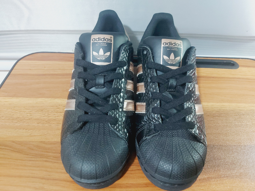 Adidas Superstar: Rose Gold-Black (Snake Skin) Authentic, Women's Fashion,  Footwear, Sneakers on Carousell