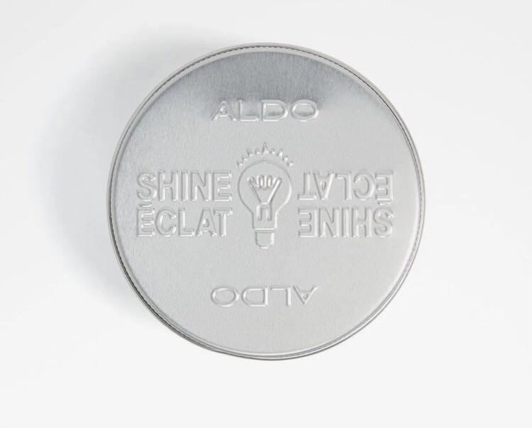 Aldo store shoe shine