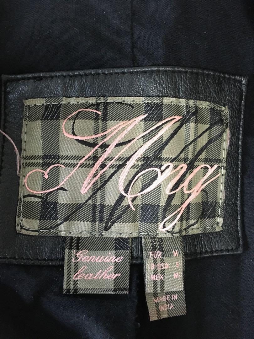 Authentic Mango Genuine Leather Jacket (Category: Coats, Jackets and Outerwear) located in Iloilo. Submitted by genblue (Listing ID 1070507131, Image 3). Description: 📌 Authentic Mango Genuine Leather Jacket 📌preloved 📌bought in the UK 📌size- medium n.b. All items listed as authentic are guaranteed original unless stated otherwise.🌺 MOP: BPI/Gcash/COD ✈️shipping fee c/o buyer .
