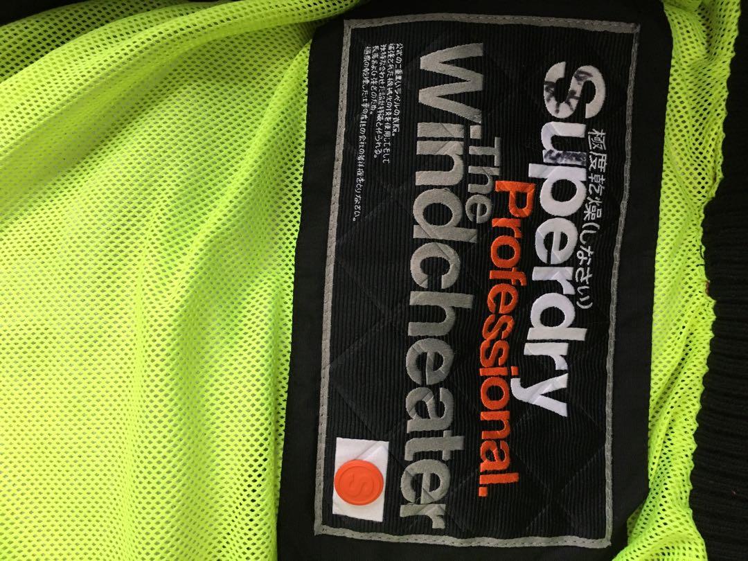 Authentic Superdry Windcheater Jacket (Category: Coats, Jackets and Outerwear) located in Iloilo. Submitted by genblue (Listing ID 1070520744, Image 3). Description: 📌Authentic Superdry Windcheater Jacket 📌preloved , slightly used 📌bought in the UK 📌may fit small to medium frames n.b. All items listed as authentic are guaranteed original unless stated otherwise.🌺 MOP: BPI/Gcash ✈️shipping fee c/o buyer .