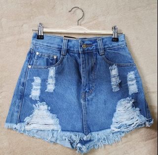 (Category: ) located in . Submitted by cammistry (Listing ID 1070688228, Image 1). Description: .