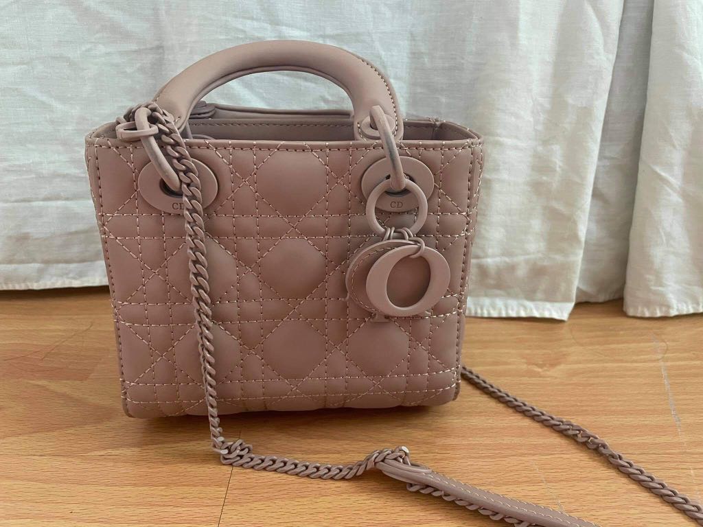Class a christian dior bag