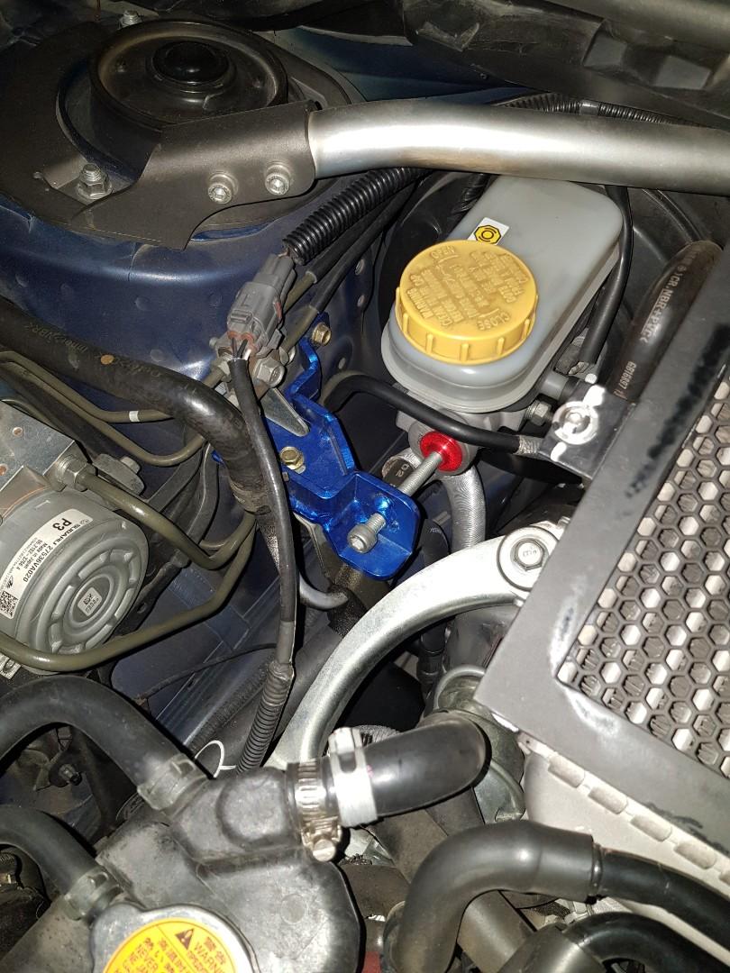 Wrx master deals cylinder brace