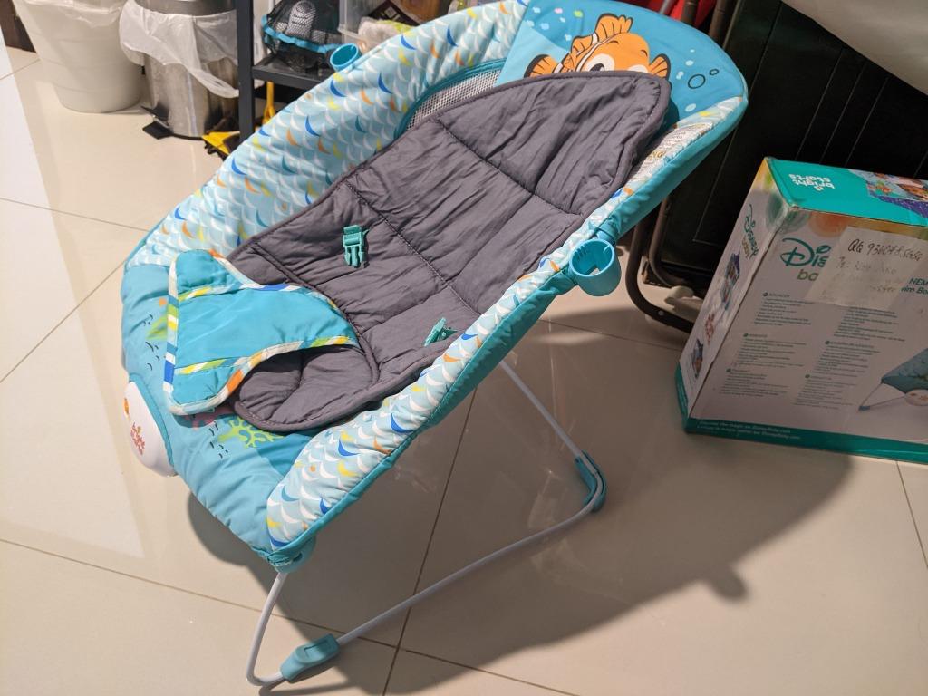 Finding nemo see outlet and swim bouncer