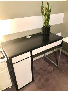 Ikea Micke Black and White Desk