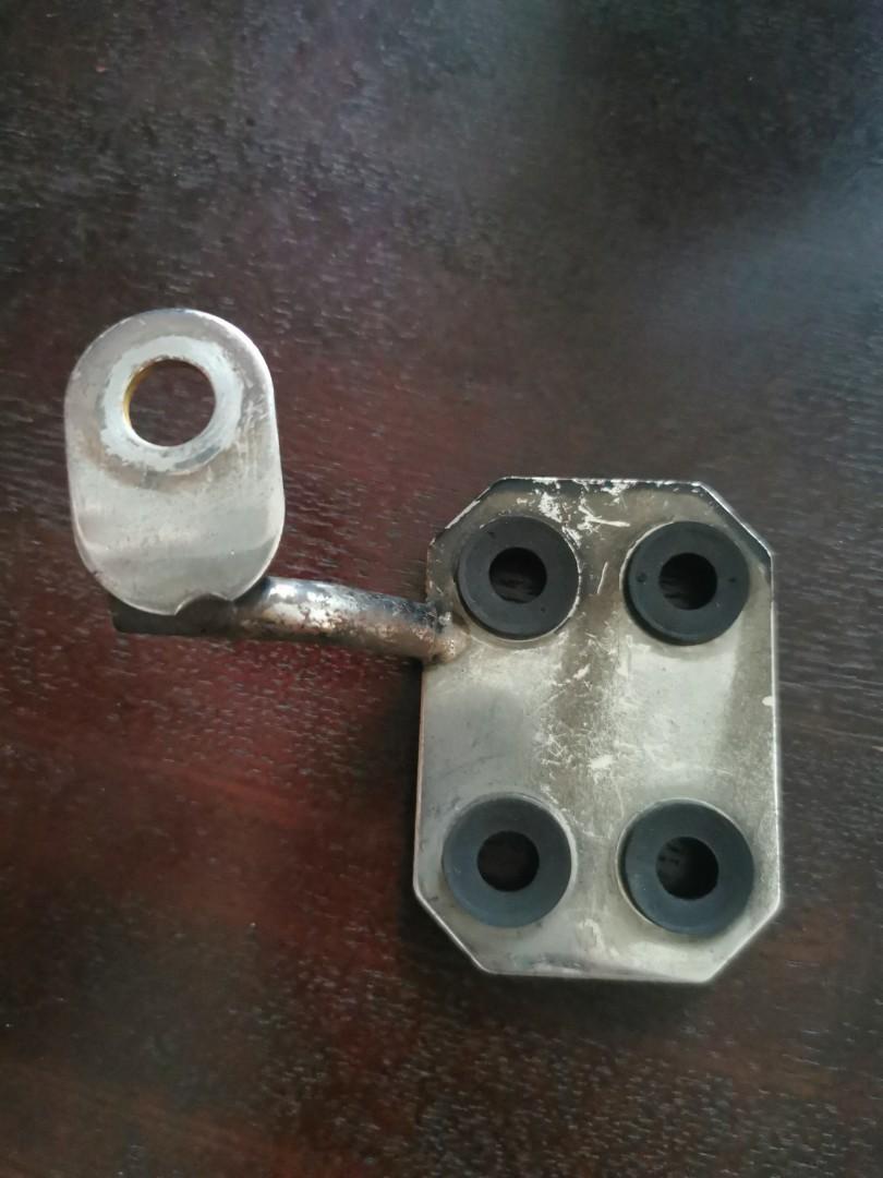IU bracket (Category: Motorcycle Accessories) located in Singapore. Submitted by btm08 (Listing ID 1070599752, Image 1). Description: Whatsapp 8I3 999 54 directly if you need more info, admin only do posting here..